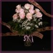 Bouquets de roses roses 12 roses rose avec vase et gypsophilia